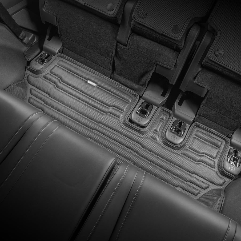 Infiniti QX80 8-Seater